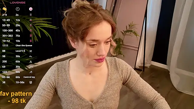 Snapshot of DiscoPotato chatting on December 2025 10:13:02 AM DiscoPotato online show from December 2025 10:13:02 AM