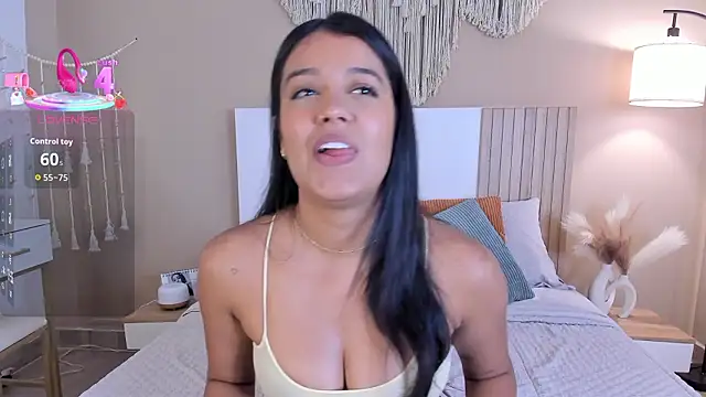 Snapshot of Camila_Bustamante chatting on March 2026 03:49:02 PM Camila Bustamante online show from March 2026 03:49:02 PM