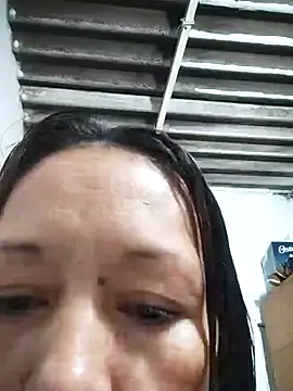 Snapshot of marinita13 chatting on September 2025 02:44:02 AM marinita13 online show from September 2025 02:44:02 AM