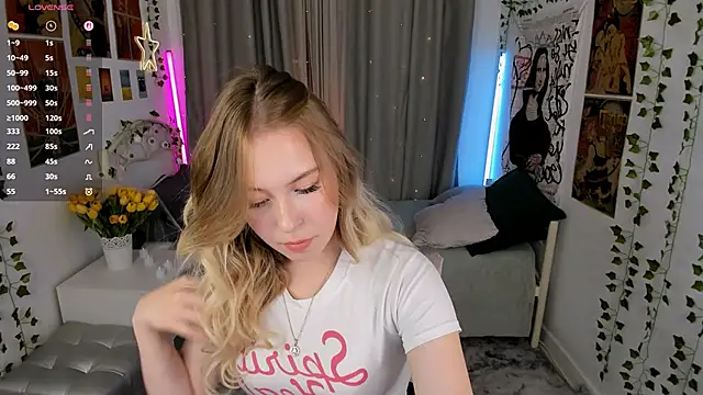 LanaRoselle online show from October 2025 09:22:01 PM