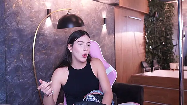 Ariaa Isabell online show from January 2026 06:31:02 PM