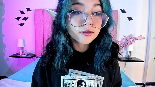 TerumiKitty online show from November 2025 08:52:01 PM