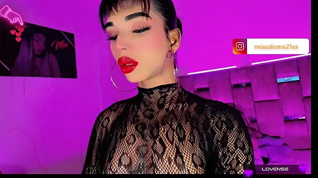 LADY-HOT-SEXY- online show from January 2026 01:41:01 AM