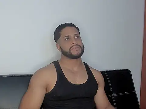 Pier Simons online show from September 2025 06:47:02 AM