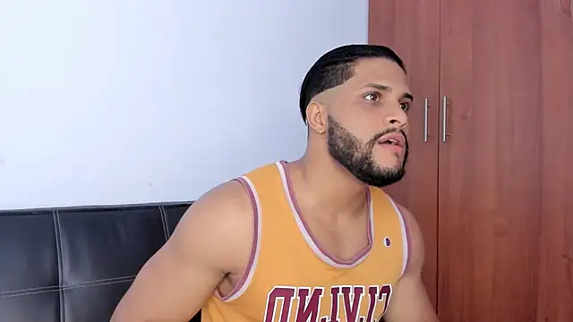 Pier Simons online show from November 2025 03:23:01 PM