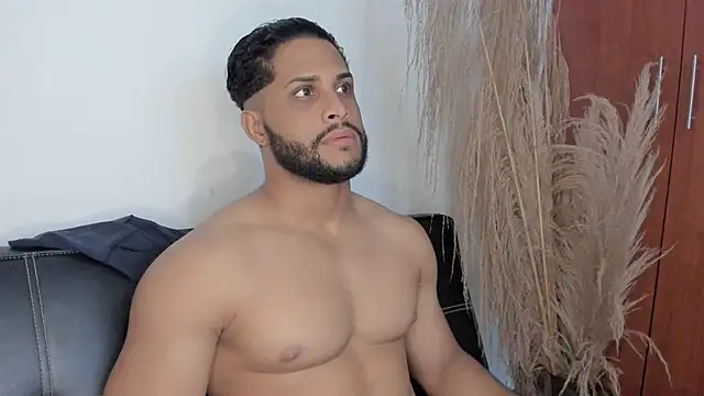 Pier Simons online show from December 2025 05:35:01 AM