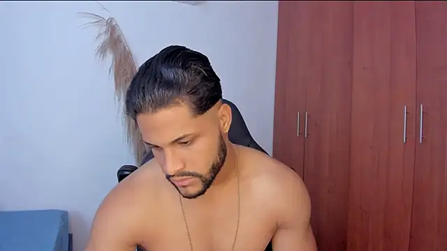 Pier Simons online show from March 2026 12:50:02 PM