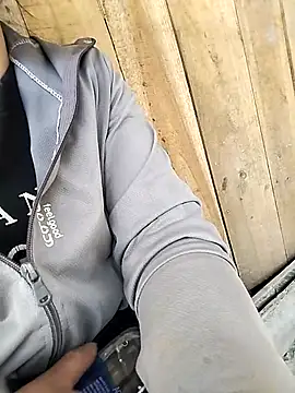 Tiyir597 online show from December 2025 05:48:02 AM