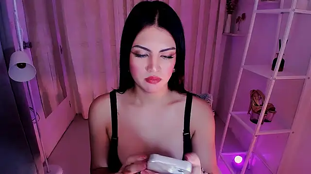 MS HAILEY online show from October 2025 11:52:01 AM