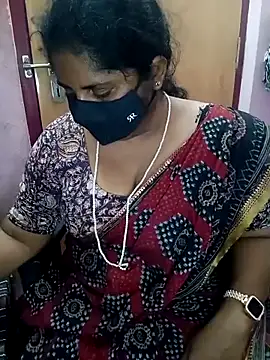 Jessi 25 online show from April 2026 10:41:02 AM