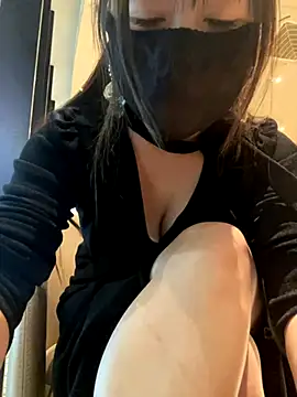 xiao-mo520 online show from November 2025 11:42:02 AM