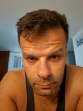 Snapshot of FROCETTO93 chatting on July 2026 03:19:02 PM FROCETTO93 online show from July 2026 03:19:02 PM