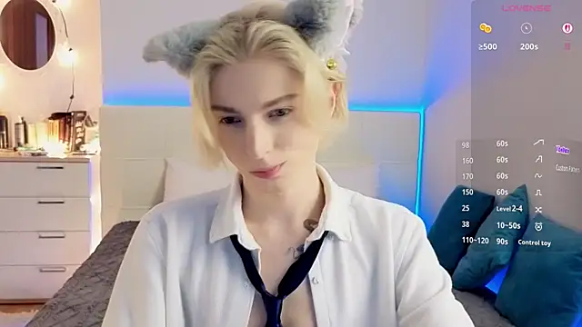 fiachand online show from April 2026 12:20:02 PM