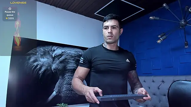 andres-clark92 online show from February 2026 04:18:01 PM