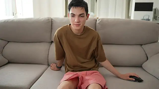 Snapshot of MattyandAiden chatting on May 2026 04:12:01 PM MattyandAiden online show from May 2026 04:12:01 PM