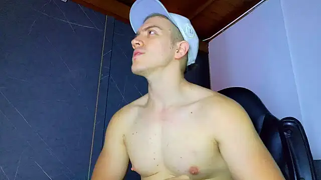 ALANNFERRER online show from February 2026 10:10:01 AM