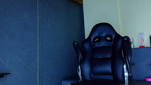 ALANNFERRER online show from March 2026 10:11:01 AM