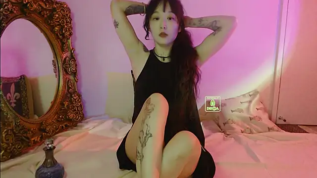 Etherealcat33 online show from April 2026 01:54:02 PM