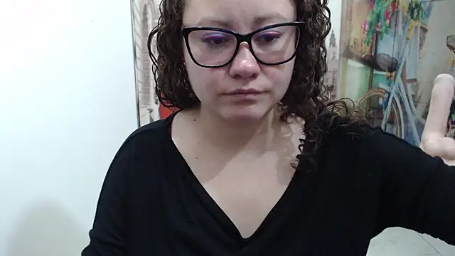 Snapshot of greeneyes_nurse chatting on December 2025 08:51:01 PM greeneyes nurse online show from December 2025 08:51:01 PM