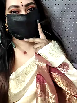 Cutie nila26 online show from November 2025 05:33:01 AM