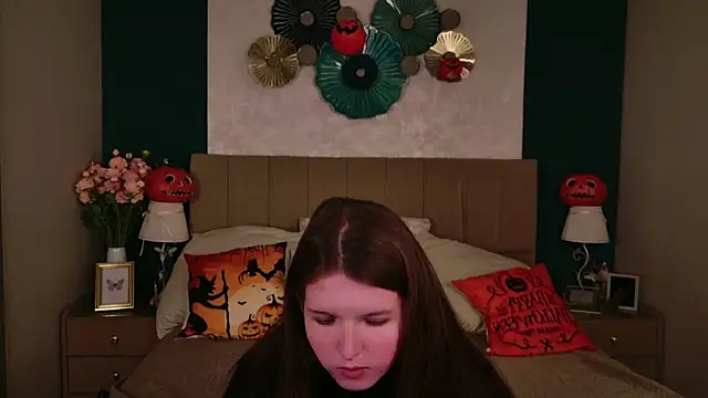 Snapshot of Gaby_Essen chatting on October 2025 04:19:02 PM Gaby Essen online show from October 2025 04:19:02 PM