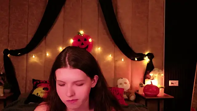 Snapshot of Gaby_Essen chatting on October 2025 08:27:02 PM Gaby Essen online show from October 2025 08:27:02 PM