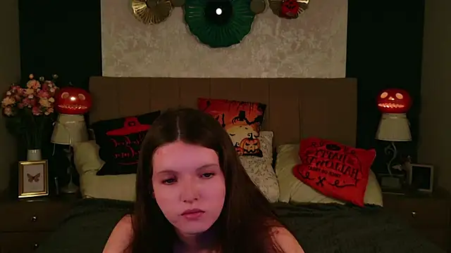 Snapshot of Gaby_Essen chatting on October 2025 08:25:01 PM Gaby Essen online show from October 2025 08:25:01 PM