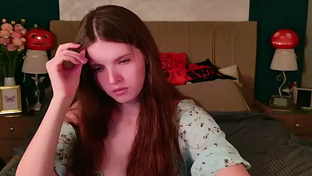 Snapshot of Gaby_Essen chatting on October 2025 08:37:02 PM Gaby Essen online show from October 2025 08:37:02 PM