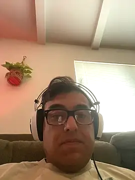 Snapshot of Red-hot-traveler chatting on November 2025 11:27:02 PM Red-hot-traveler online show from November 2025 11:27:02 PM