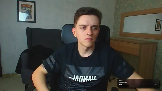 FelixStarkk online show from December 2025 05:31:02 PM