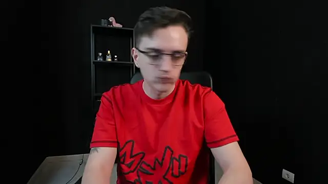 FelixStarkk online show from May 2026 06:41:02 AM