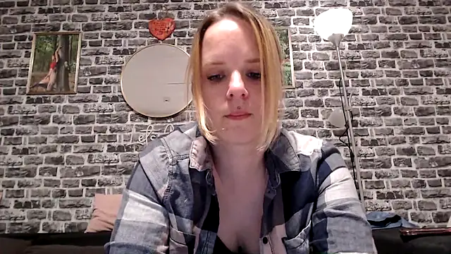 SexyMilf 37 online show from April 2026 08:42:02 PM