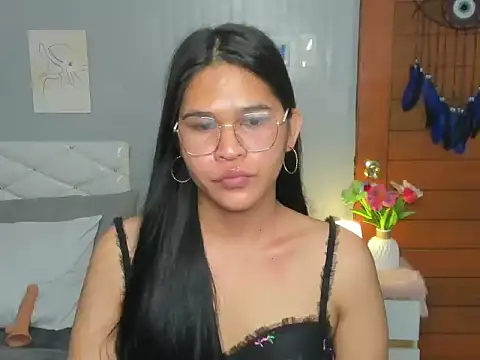 AlianaBlair online show from September 2025 08:44:01 PM