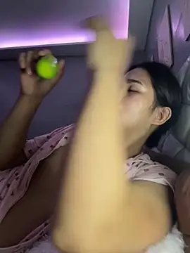 AlianaBlair online show from November 2025 01:33:02 PM