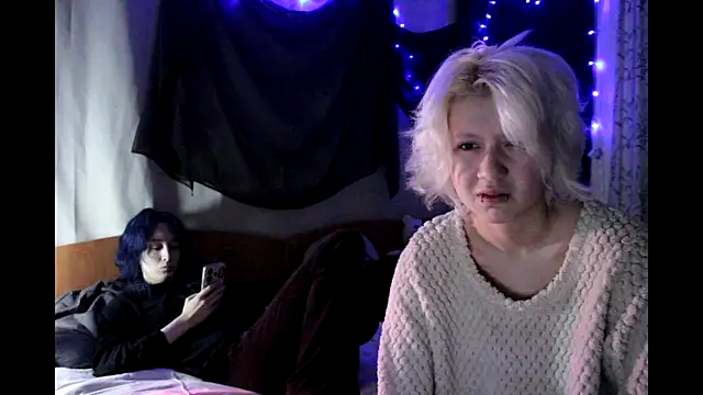 Avny Loki online show from October 2025 02:43:02 AM