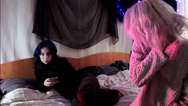 Avny Loki online show from October 2025 08:02:02 AM