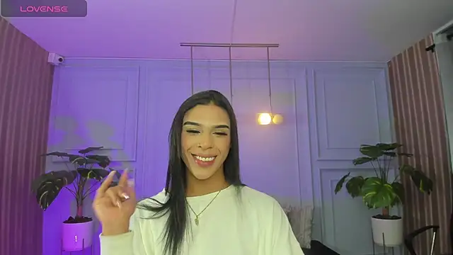 keytinthomson  online show from March 2026 07:08:01 PM