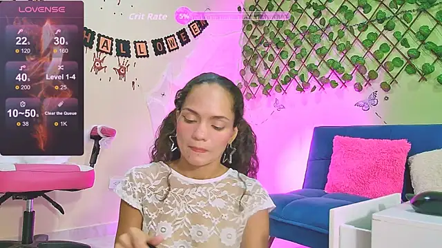 Snapshot of Karen_Ariass chatting on October 2025 01:36:03 PM Karen Ariass online show from October 2025 01:36:03 PM