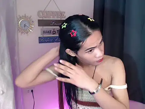 bellalot online show from November 2025 09:47:02 PM