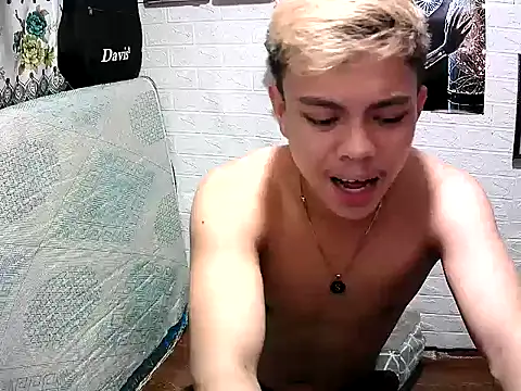 Snapshot of Pinoy_slutcummer69 chatting on November 2025 08:58:02 AM Pinoy slutcummer69 online show from November 2025 08:58:02 AM