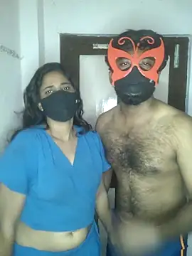 Snapshot of 00USER chatting on November 2025 11:27:01 PM 00USER online show from November 2025 11:27:01 PM