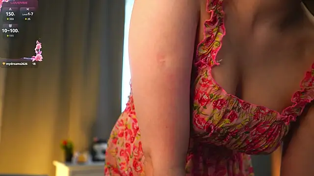 LorettaGladman online show from April 2026 04:46:01 AM