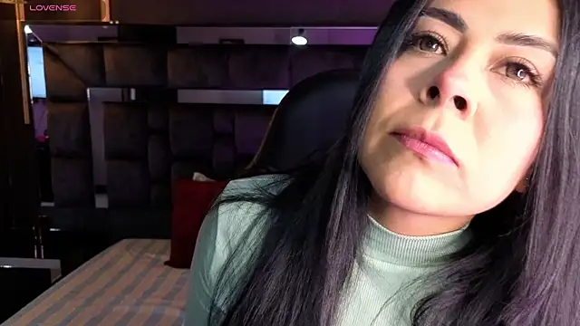 Snapshot of Aniajoness_ chatting on November 2025 04:01:01 AM Aniajoness online show from November 2025 04:01:01 AM