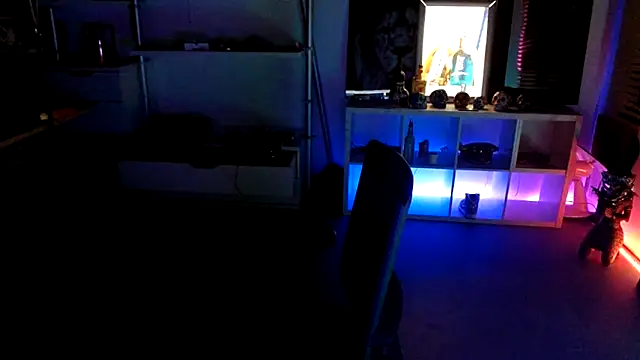 Mrs-Aurora online show from October 2025 09:24:01 PM