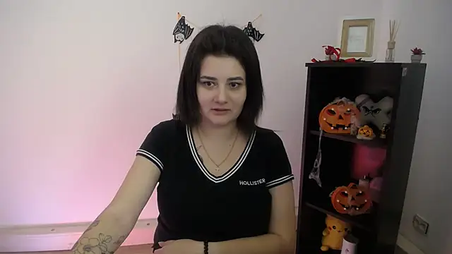 Snapshot of Katrin_kiss_ chatting on November 2025 01:34:02 PM Katrin kiss online show from November 2025 01:34:02 PM