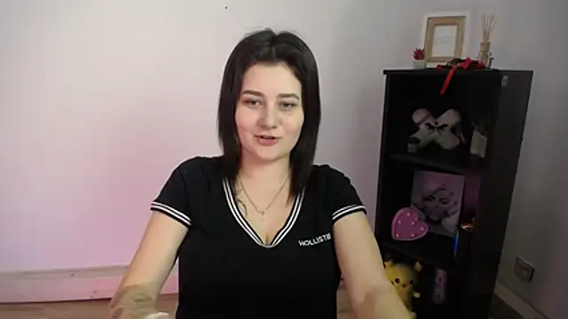 Snapshot of Katrin_kiss_ chatting on November 2025 01:33:02 PM Katrin kiss online show from November 2025 01:33:02 PM