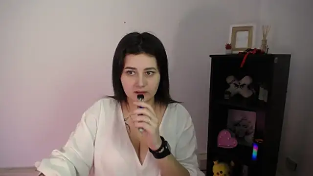 Snapshot of Katrin_kiss_ chatting on December 2025 02:11:01 PM Katrin kiss online show from December 2025 02:11:01 PM