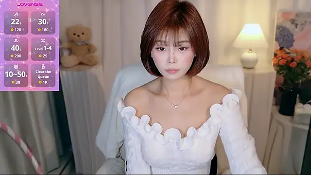 Snapshot of Seven-76 chatting on November 2025 02:46:01 PM Seven-76 online show from November 2025 02:46:01 PM