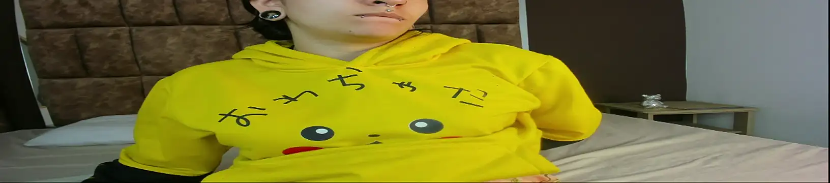 Kitty ravee online show from September 2025 12:06:01 PM