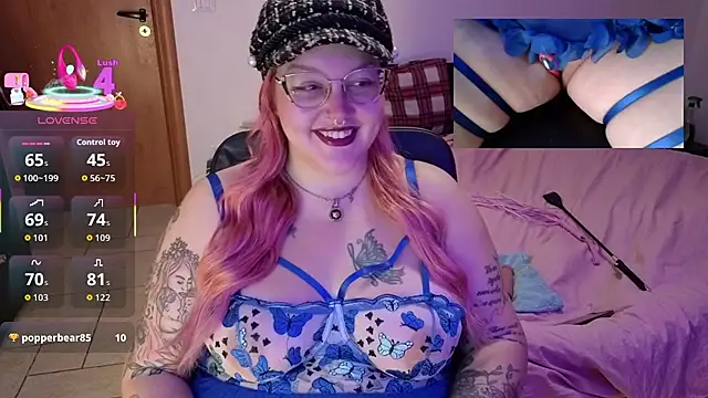 Snapshot of AlyssaWonderland chatting on December 2025 09:57:02 AM AlyssaWonderland online show from December 2025 09:57:02 AM